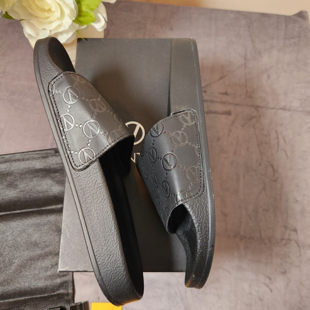 Mario Valentino Eros Black Logo Slide Sandals Size 10 NIB Made in Italy - Picture 5 of 9